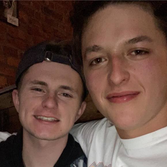 Meet your Posher, Hunter - Picture 1 of 1